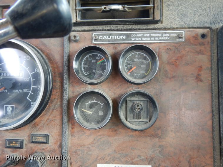 image for item HE9618 1999 Kenworth W900  ready mix truck