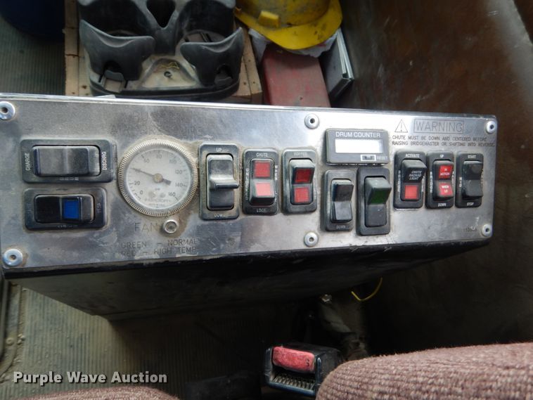 image for item HE9618 1999 Kenworth W900  ready mix truck