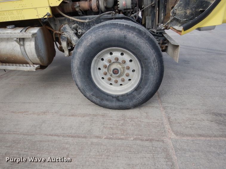 image for item HE9618 1999 Kenworth W900  ready mix truck