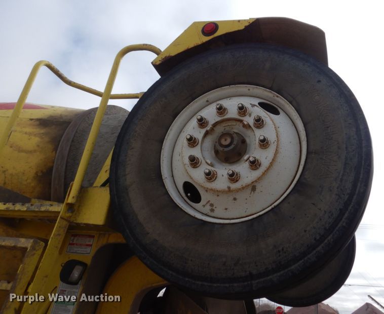 image for item HE9618 1999 Kenworth W900  ready mix truck