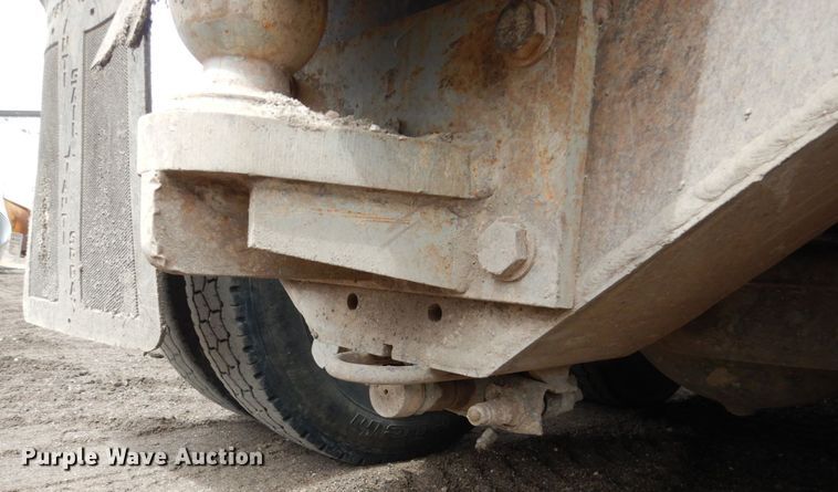 image for item HE9620 1995 Mack RD688S  dump truck