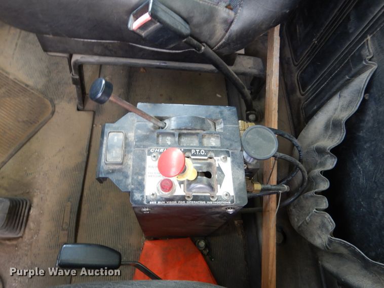 image for item HE9620 1995 Mack RD688S  dump truck