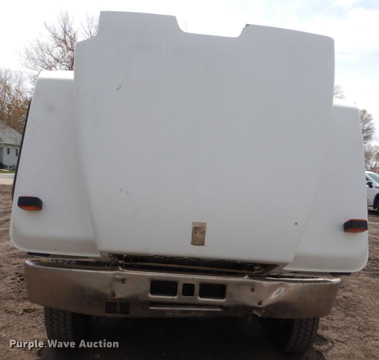 image for item HE9620 1995 Mack RD688S  dump truck