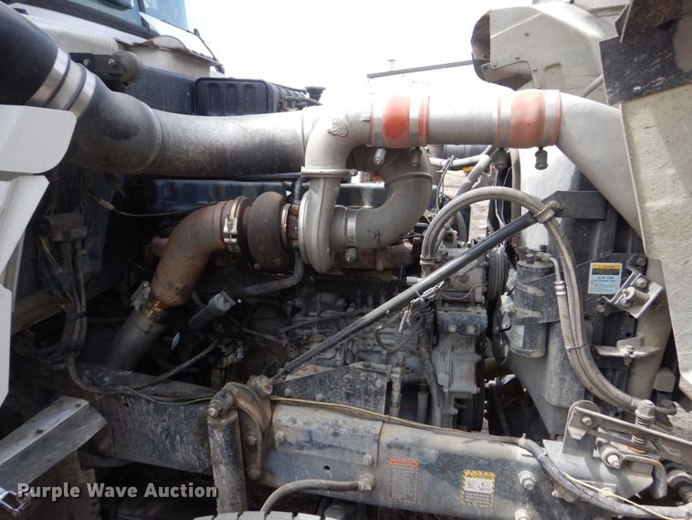 image for item HE9620 1995 Mack RD688S  dump truck