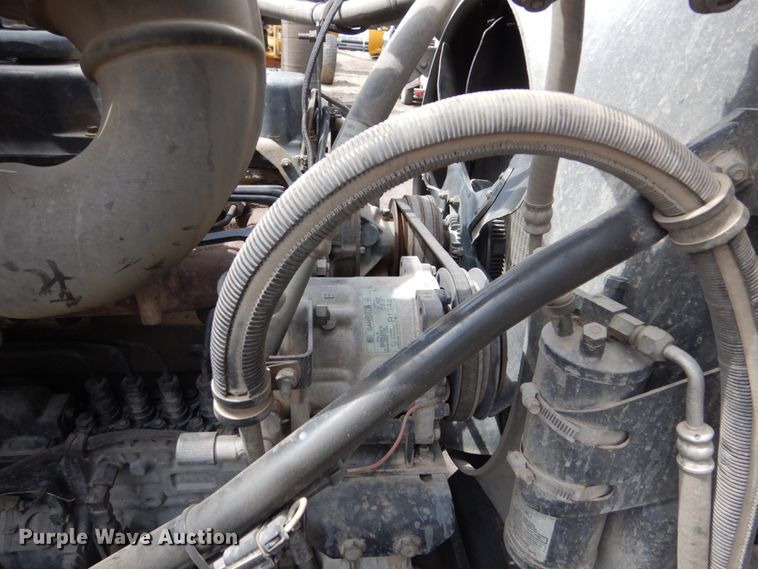 image for item HE9620 1995 Mack RD688S  dump truck