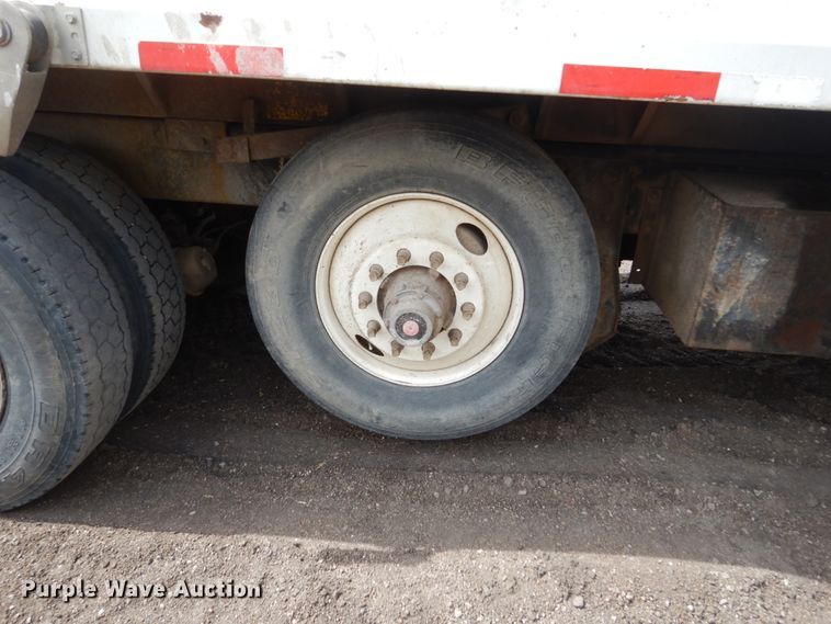 image for item HE9620 1995 Mack RD688S  dump truck