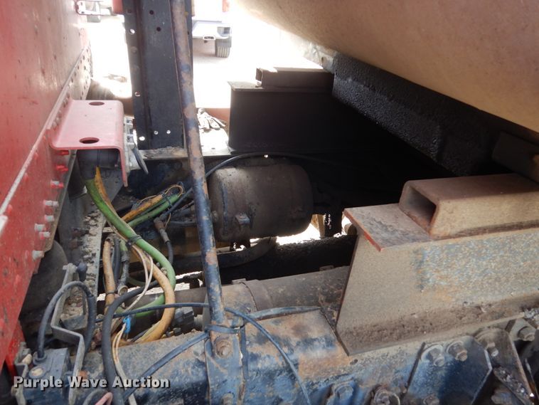 image for item HE9635 2000 Freightliner FLD120  dump truck