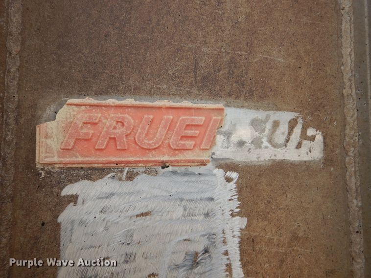 image for item HE9635 2000 Freightliner FLD120  dump truck