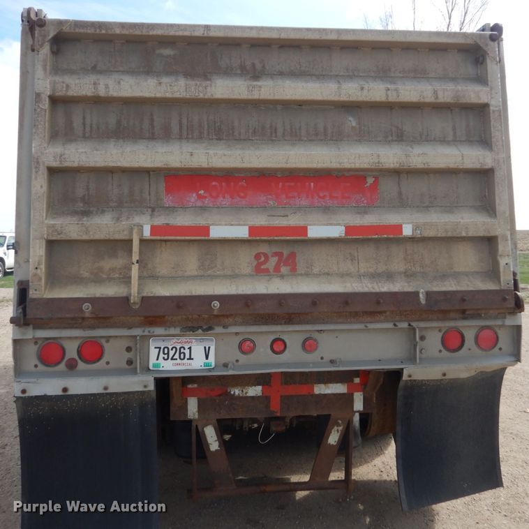image for item HE9635 2000 Freightliner FLD120  dump truck