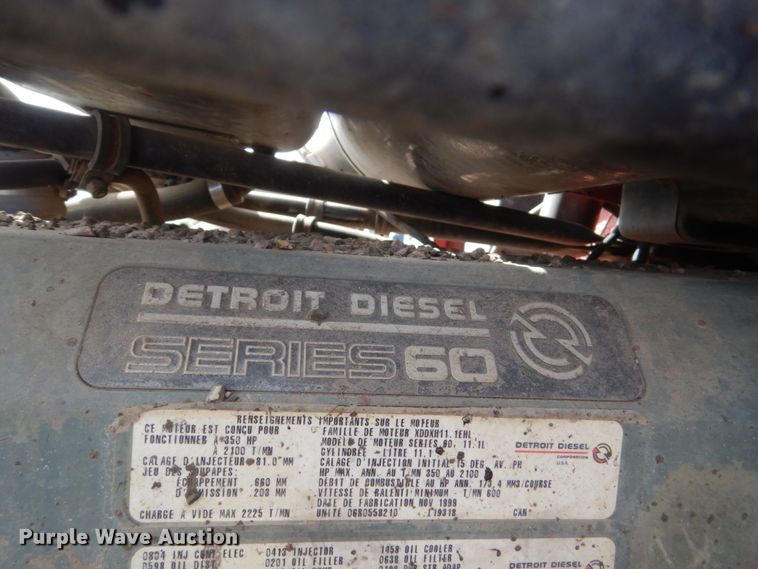 image for item HE9635 2000 Freightliner FLD120  dump truck