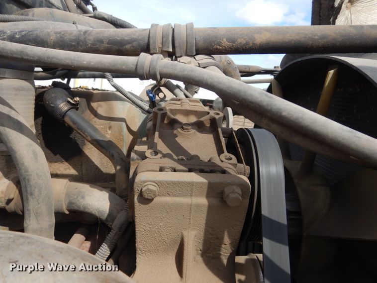 image for item HE9635 2000 Freightliner FLD120  dump truck