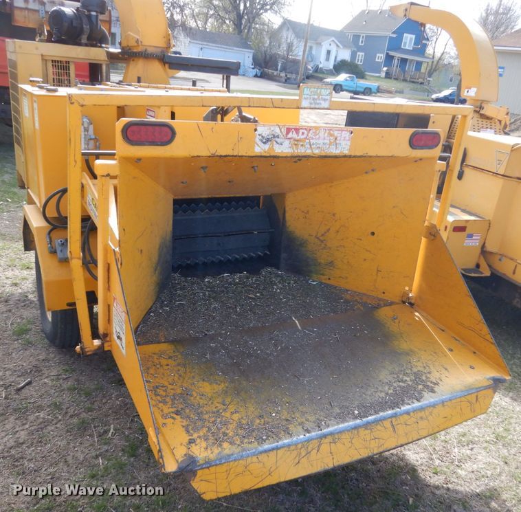 image for item HE9638 Woodsman 12X  wood chipper