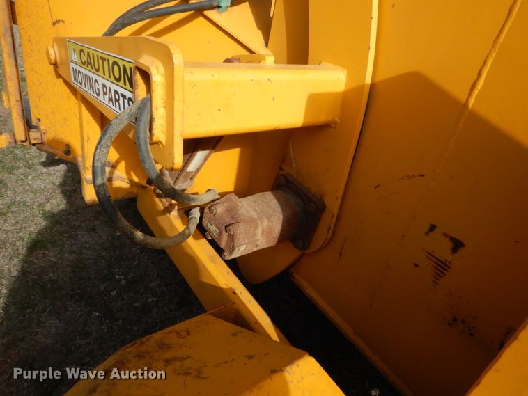 image for item HE9638 Woodsman 12X  wood chipper