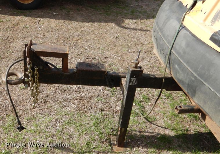 image for item HE9639 Vermeer BC1500  wood chipper