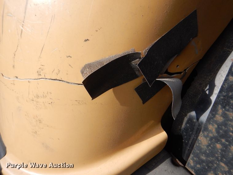 image for item HE9639 Vermeer BC1500  wood chipper