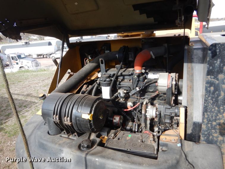 image for item HE9639 Vermeer BC1500  wood chipper