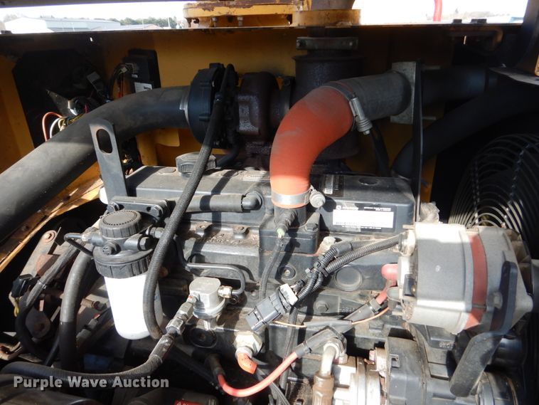 image for item HE9639 Vermeer BC1500  wood chipper