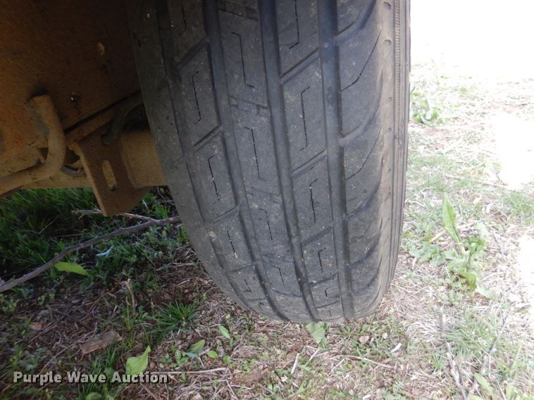 image for item HE9639 Vermeer BC1500  wood chipper