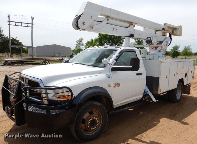 image for item HL9399 2011 Dodge Ram 5500  bucket truck