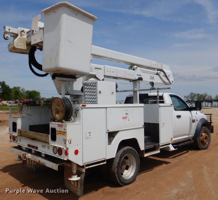 image for item HL9399 2011 Dodge Ram 5500  bucket truck