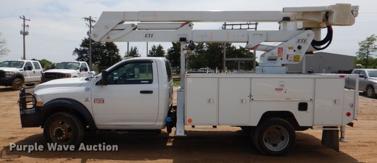 image for item HL9399 2011 Dodge Ram 5500  bucket truck