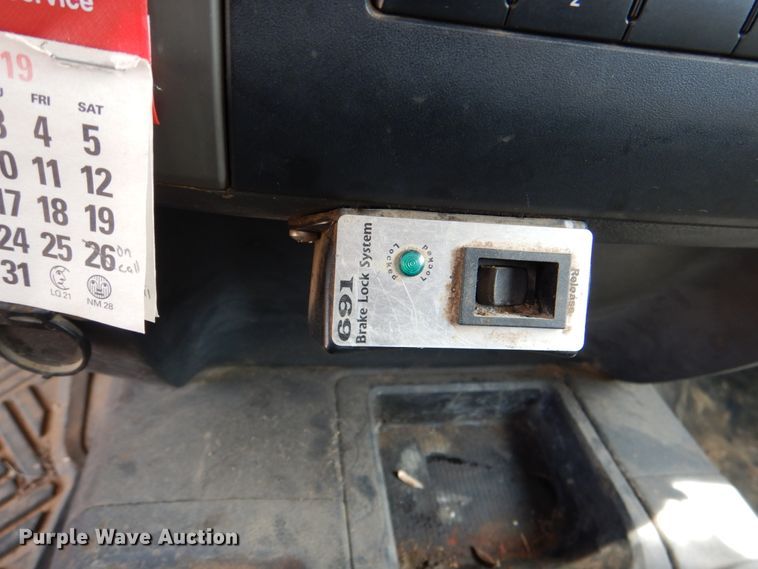 image for item HL9399 2011 Dodge Ram 5500  bucket truck