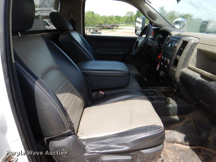 image for item HL9399 2011 Dodge Ram 5500  bucket truck