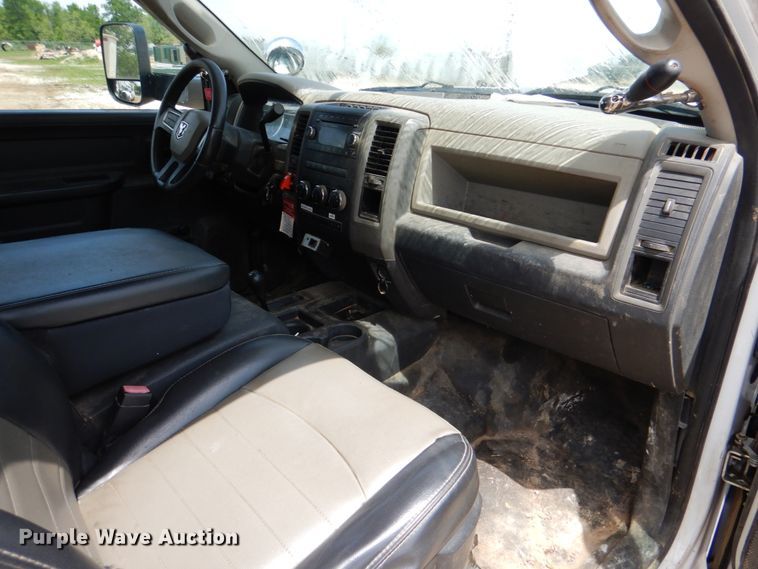 image for item HL9399 2011 Dodge Ram 5500  bucket truck