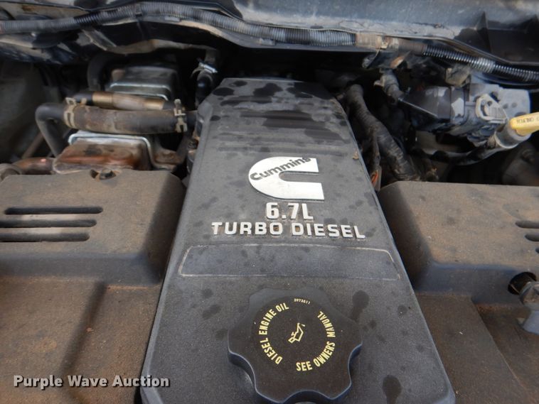 image for item HL9399 2011 Dodge Ram 5500  bucket truck