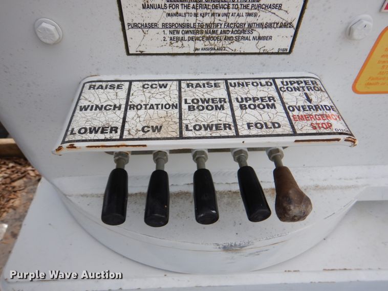 image for item HL9399 2011 Dodge Ram 5500  bucket truck