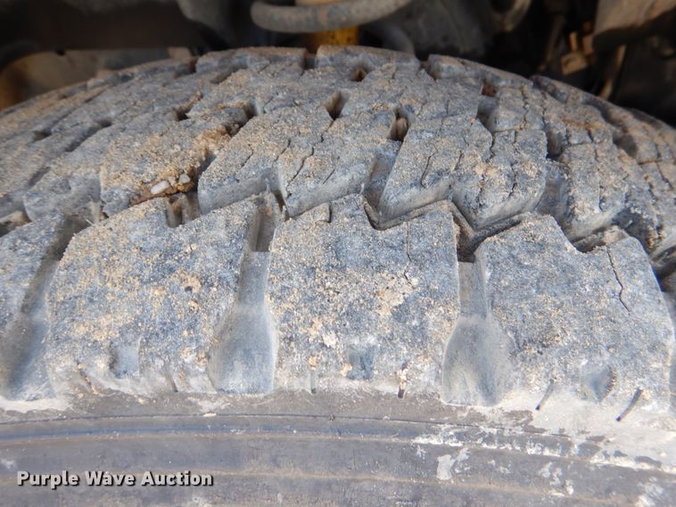 image for item HL9399 2011 Dodge Ram 5500  bucket truck