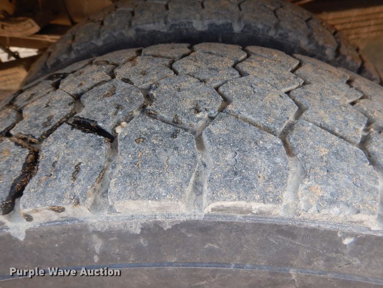 image for item HL9399 2011 Dodge Ram 5500  bucket truck