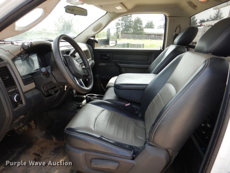 image for item HL9401 2012 Dodge Ram 5500  bucket truck