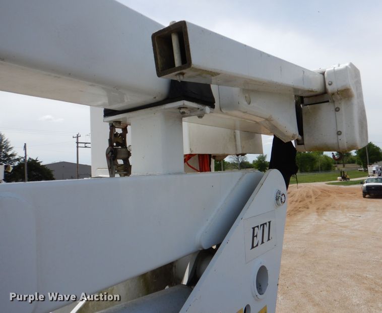 image for item HL9401 2012 Dodge Ram 5500  bucket truck