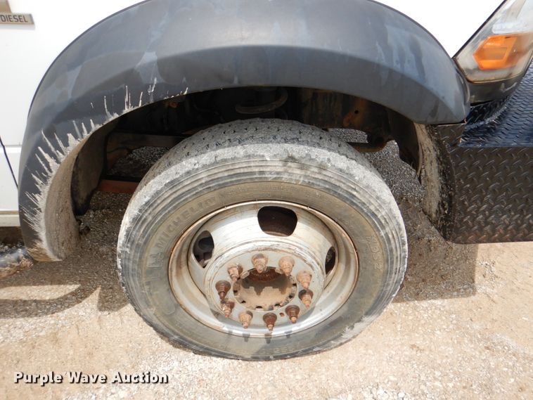 image for item HL9401 2012 Dodge Ram 5500  bucket truck