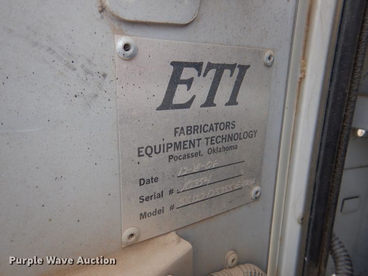 image for item HL9402 2013 Ford F550  bucket truck