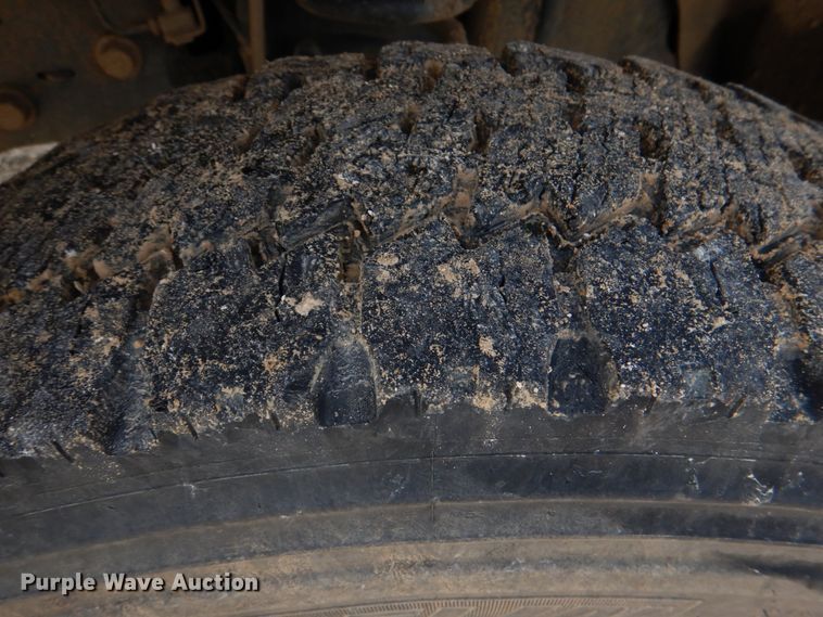 image for item HL9402 2013 Ford F550  bucket truck