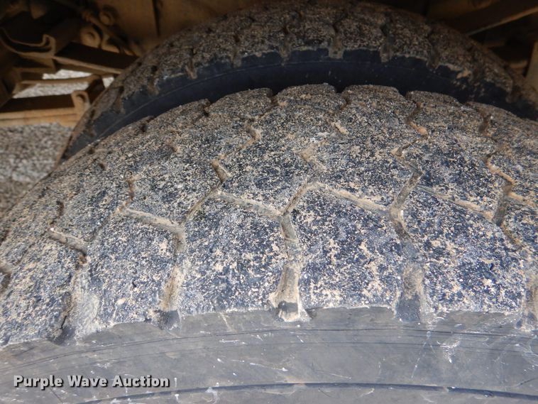 image for item HL9402 2013 Ford F550  bucket truck