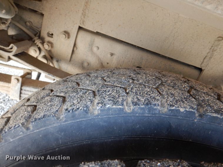 image for item HL9402 2013 Ford F550  bucket truck