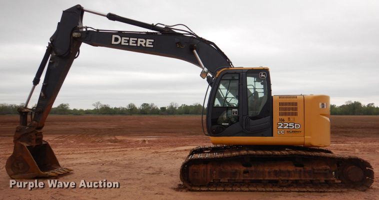image for item HL9428 2011 John Deere 225D LC  excavator