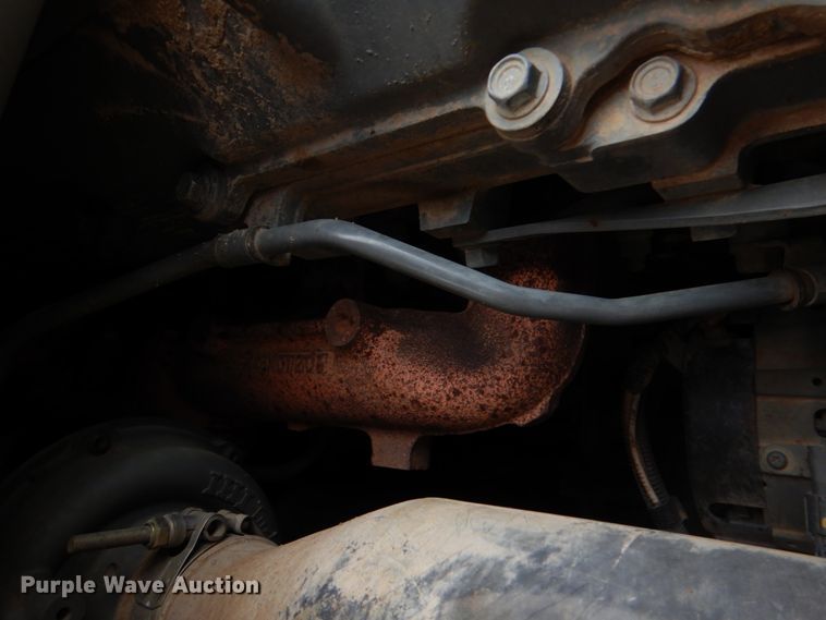 image for item HL9428 2011 John Deere 225D LC  excavator