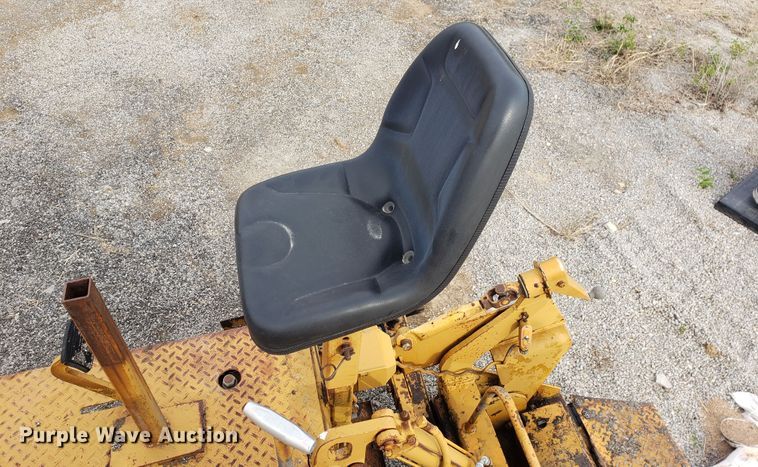 image for item HO9392 1980 Blaw Knox PF115  paver