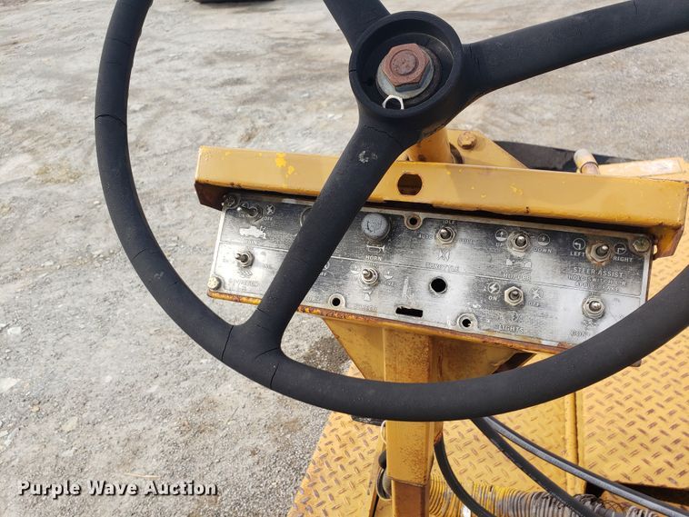 image for item HO9392 1980 Blaw Knox PF115  paver