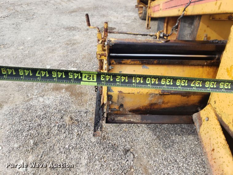 image for item HO9392 1980 Blaw Knox PF115  paver