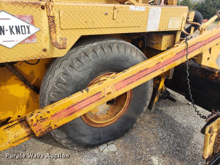 image for item HO9392 1980 Blaw Knox PF115  paver