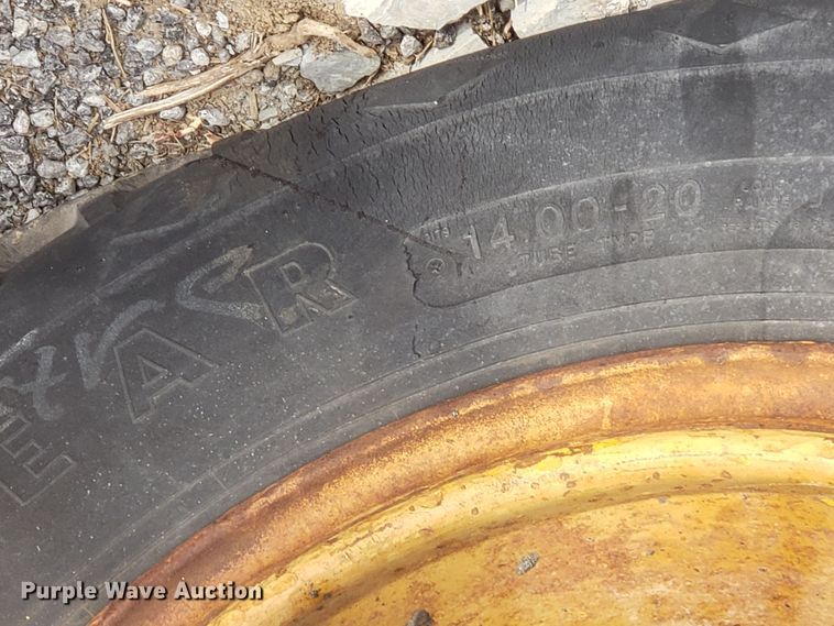 image for item HO9392 1980 Blaw Knox PF115  paver