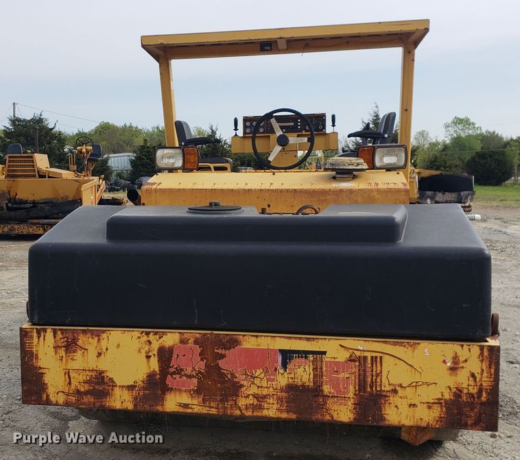 image for item HO9394 Hypac C778B  double drum vibratory roller