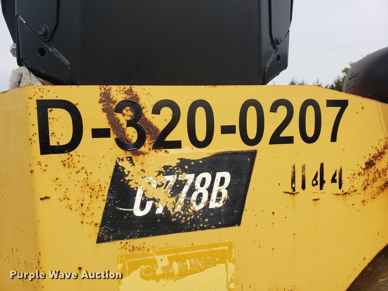 image for item HO9394 Hypac C778B  double drum vibratory roller