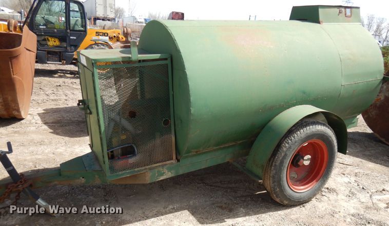 image for item HR9102 Fuel tank trailer