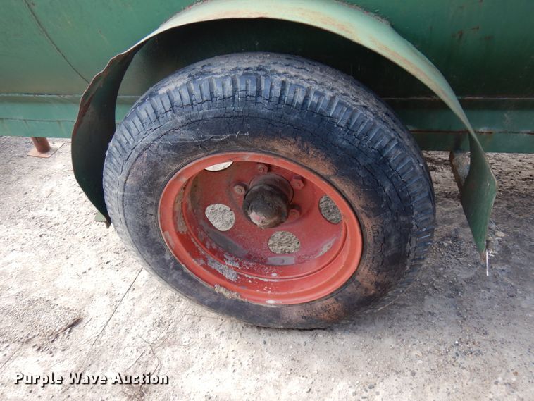 image for item HR9102 Fuel tank trailer